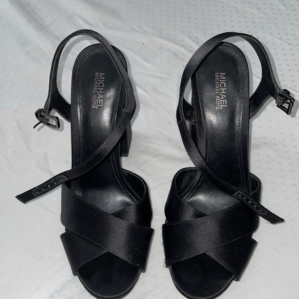 Michael Kors pumps